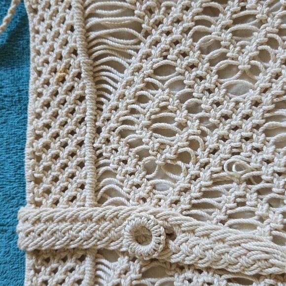 Beige Crochet Macrame Jute Shoulder Bag EUC 12" x 9-1/2" - Picture 3 of 13